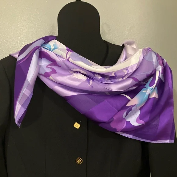 100% silk scarf purple floral NWOT - Picture 2 of 5